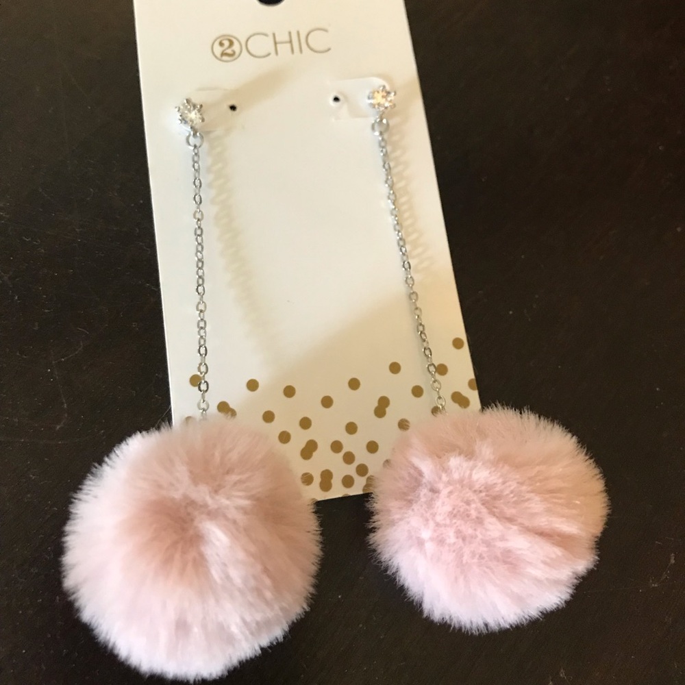 Pom Pom earrings NWT